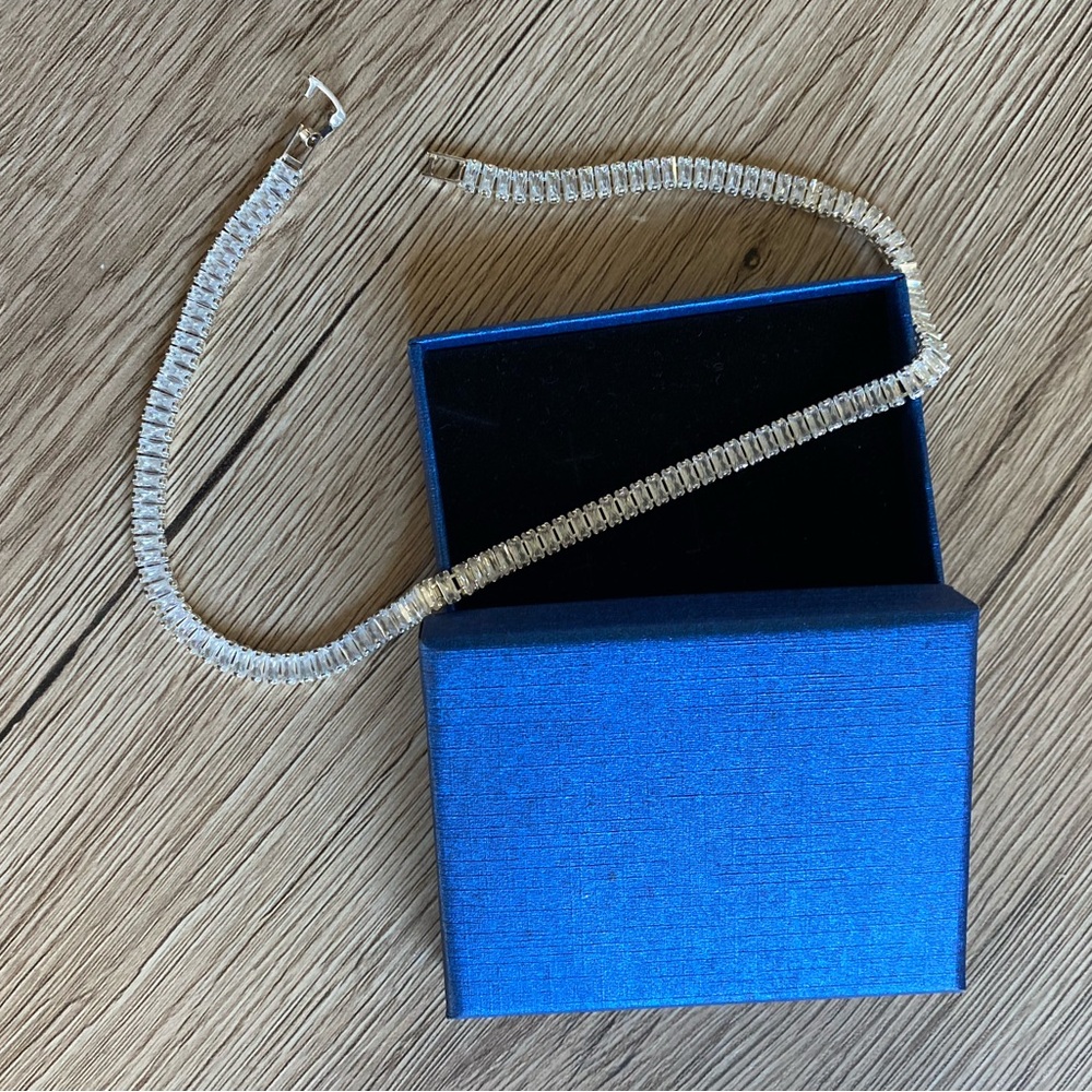 Elegant Silver Bracelet